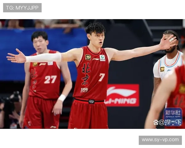 周琦在国际赛场上的崛起与挑战解析，展望未来篮球生涯的无限可能性